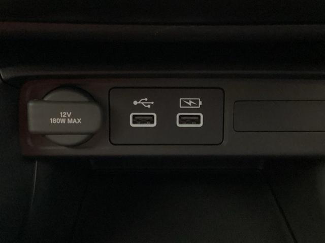 シビック タイプＲ　メモリーナビ　ドラレコ　ＥＴＣ　ＵＳＢ　衝突軽減　オートクルーズコントロール　ターボ　ＬＥＤライト　盗難防止システム　オートエアコン　ＶＳＡ　ＡＢＳ　パワーステアリング　キーレス　エアバッグ（24枚目）