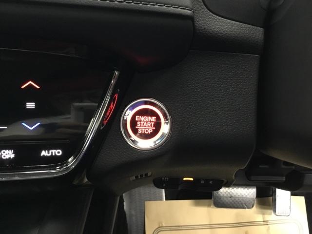 ヴェゼル Ｘ・ホンダセンシング　メモリーナビ　リアカメラ　ＥＴＣ　ドラレコ　誤発進抑制　Ｒカメラ　ＬＥＤライト　クルコン　サイドカーテンエアバック　スマ－トキ－　Ｄレコ　セキュリティアラーム　横滑り防止機能　パワーウインドウ　ＡＢＳ（24枚目）