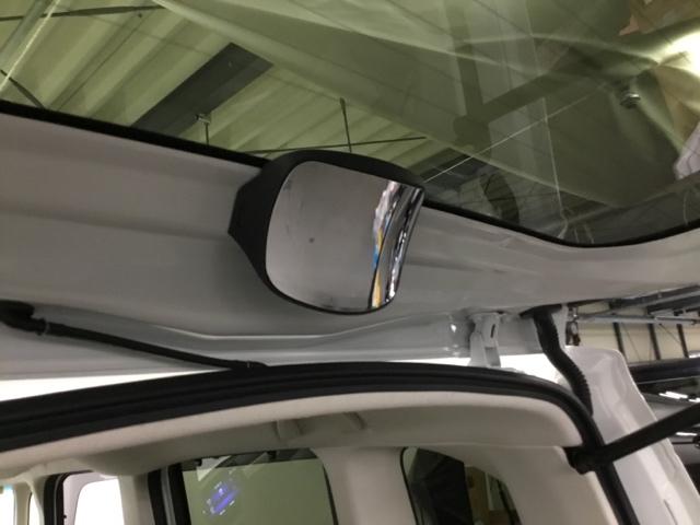 Ｎ－ＢＯＸ Ｇ・Ｌホンダセンシング　メモリーナビ　リアカメラ　ドラレコ　追突被害軽減ブレーキ　ＩＳＴＯＰ　シートヒータ　ＬＥＤランプ　ＵＳＢ入力　ＥＴＣ車載器　フルセグＴＶ　Ｂカメラ　両側スライド片側電動ドア　ナビＴＶ　オートエアコン（12枚目）
