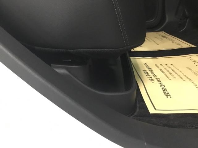 Ｎ－ＷＧＮカスタム Ｌ　メモリーナビ　フルセグ　リアカメラ　キーレス　カーテンエアバッグ　ＬＥＤヘッド　ＶＳＡ　Ｒカメラ　衝突被害軽減ブレーキ　オートエアコン　クルコン　スマートキー　パワステ　シートヒーター　ＤＶＤ　ＵＳＢ（14枚目）