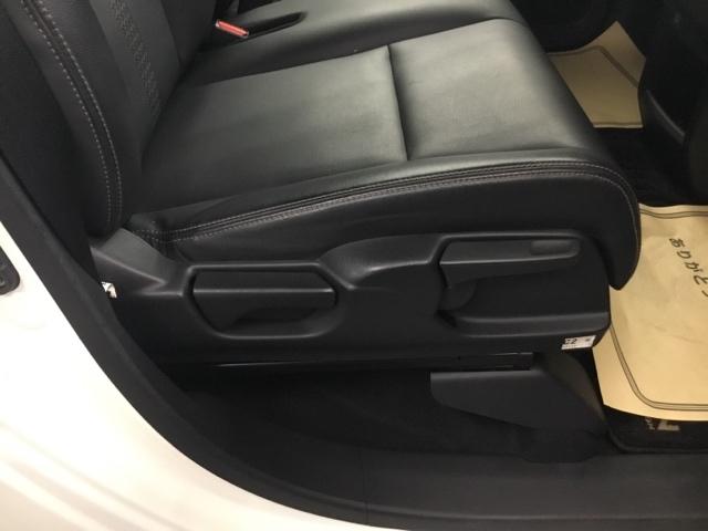 Ｎ－ＷＧＮカスタム Ｌ　メモリーナビ　フルセグ　リアカメラ　キーレス　カーテンエアバッグ　ＬＥＤヘッド　ＶＳＡ　Ｒカメラ　衝突被害軽減ブレーキ　オートエアコン　クルコン　スマートキー　パワステ　シートヒーター　ＤＶＤ　ＵＳＢ（16枚目）