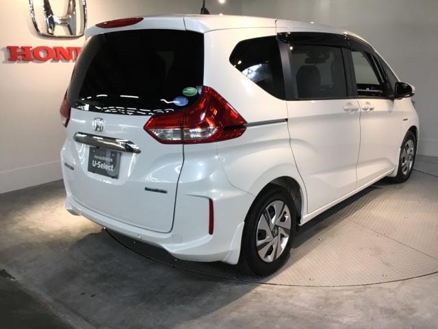 フリードハイブリッド ハイブリッド・Ｇホンダセンシング　メモリーナビ　フルセグ　リアカメラ　ＥＴＣ　ドラレコ　軽減ブレーキ　キーフリーシステム　ＤＶＤ再生可能　ＥＣＯＮ　後カメラ　Ａクルーズ　ＬＥＤヘッドランプ　シートＨ　横滑防止　ドライブレコーダ　ＵＳＢ（8枚目）