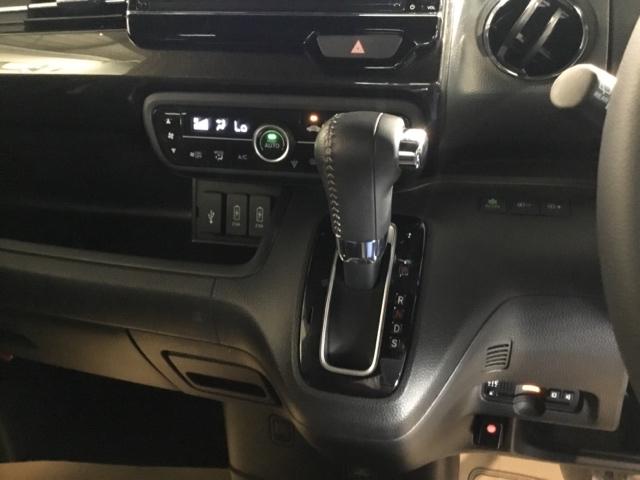 Ｎ－ＢＯＸカスタム Ｇ・Ｌターボホンダセンシング　メモリーナビ　ＥＴＣ　リアカメラ　フルセ　両側ＰＷスライドドア　Ｂモニタ　Ｉストップ　セキュリティー　ＵＳＢ接続　クルーズコントロール　ナビＴＶ　キーレスエントリー　ヒーター　ＶＳＡ　ベンチＳ　ＰＷ（25枚目）
