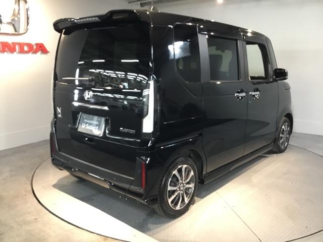 Ｎ－ＢＯＸカスタム スロープ　試乗車　禁煙車　メモリーナビ　フルセグ　リアカメラ　ＥＴＣ　ベンチシート　Ｗパワスラ　Ｂカメラ　福祉車両　ＬＥＤヘッドライト　シートヒーター　クリアランスソナー　ドラレコ　ＡＢＳ　スマートキー　ＶＳＡ（8枚目）