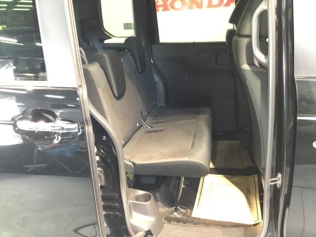 Ｎ－ＢＯＸカスタム スロープ　試乗車　禁煙車　メモリーナビ　フルセグ　リアカメラ　ＥＴＣ　ベンチシート　Ｗパワスラ　Ｂカメラ　福祉車両　ＬＥＤヘッドライト　シートヒーター　クリアランスソナー　ドラレコ　ＡＢＳ　スマートキー　ＶＳＡ（16枚目）