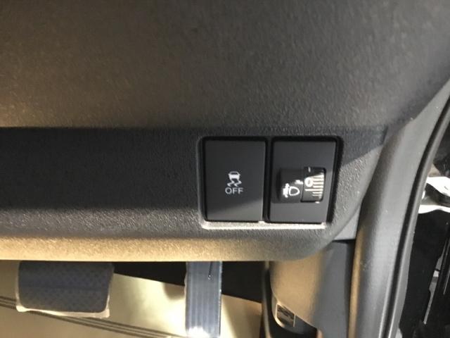 Ｎ－ＢＯＸカスタム スロープ　試乗車　禁煙車　メモリーナビ　フルセグ　リアカメラ　ＥＴＣ　ベンチシート　Ｗパワスラ　Ｂカメラ　福祉車両　ＬＥＤヘッドライト　シートヒーター　クリアランスソナー　ドラレコ　ＡＢＳ　スマートキー　ＶＳＡ（31枚目）