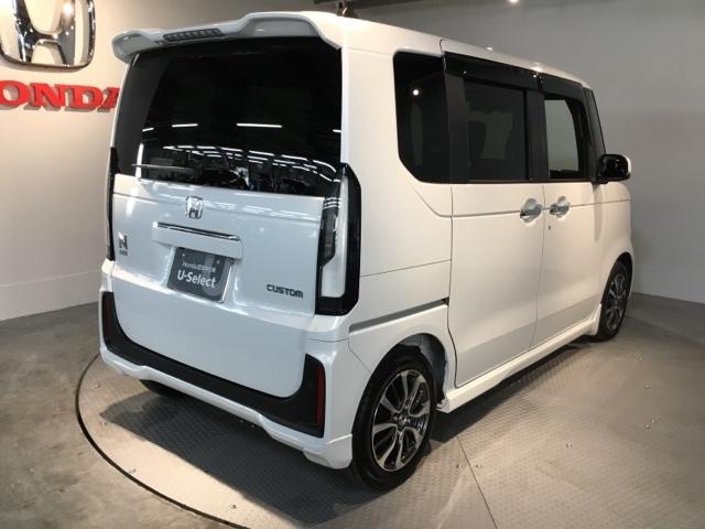 Ｎ－ＢＯＸカスタム ベースグレード　試乗車　メモリーナビ　ドラレコ　ＵＳＢ接続　ＣＭＢＳ　Ｄレコ　禁煙　ベンチシート　オートエアコン　スマートキ　ＬＥＤ　盗難防止装置　クルコン　バックカメラ　フルセグＴＶ　パワーステアリング　エアバッグ（8枚目）