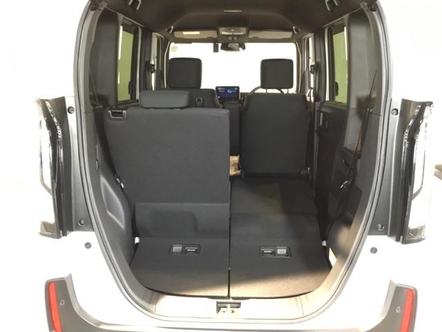 Ｎ－ＢＯＸカスタム ベースグレード　試乗車　メモリーナビ　ドラレコ　ＵＳＢ接続　ＣＭＢＳ　Ｄレコ　禁煙　ベンチシート　オートエアコン　スマートキ　ＬＥＤ　盗難防止装置　クルコン　バックカメラ　フルセグＴＶ　パワーステアリング　エアバッグ（11枚目）