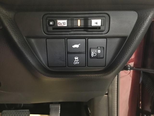 ＺＲ－Ｖ Ｘ　試乗車　禁煙車　メモリーナビ　フルセグ　リアカメラ　ＥＴＣ　クリアランスソナー　地デジ　Ｂカメ　オートクルーズコントロール　ＥＳＣ　サイドカーテンエアバック　エアコン　盗難防止装置　ＬＥＤライト（29枚目）