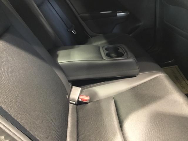 グレイス ハイブリッドＥＸ　メモリーナビ　フルセグ　リアカメラ　ＥＴＣ　ドラレコ　スマートキ－　運転席エアバッグ　Ａストップ　地上デジタル　エアコン　ＬＥＤヘッドランプ　ＤＶＤ再生可能　Ｒカメ　キーレスエントリー　シートヒータ（12枚目）