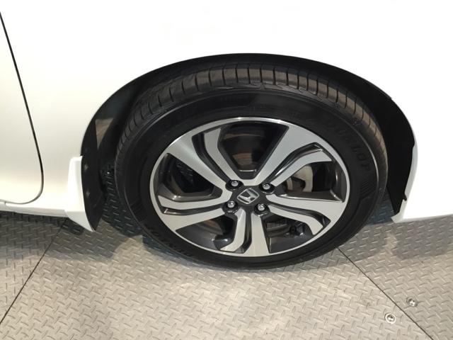 グレイス ハイブリッドＥＸ　メモリーナビ　フルセグ　リアカメラ　ＥＴＣ　ドラレコ　スマートキ－　運転席エアバッグ　Ａストップ　地上デジタル　エアコン　ＬＥＤヘッドランプ　ＤＶＤ再生可能　Ｒカメ　キーレスエントリー　シートヒータ（29枚目）