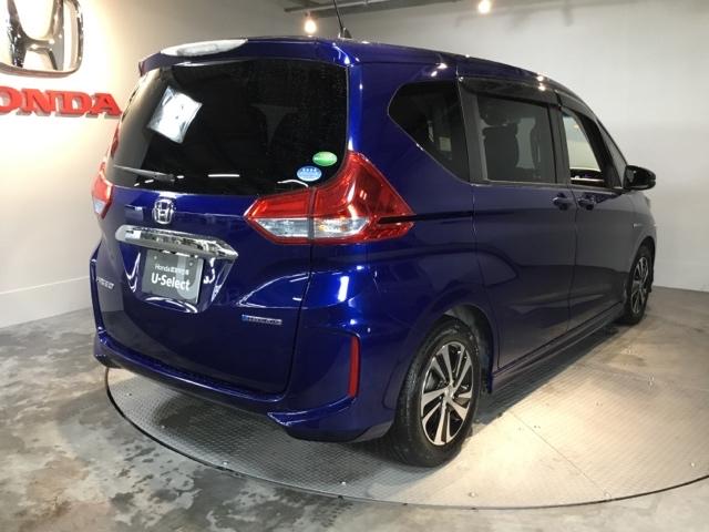 フリードハイブリッド ハイブリッド・ＥＸ　メモリーナビ　リアカメラ　ドラレコ　地デジフルセグＴＶ　シ－トヒ－タ－　リヤカメラ　ＬＥＤライト　フルオートエアコン　ＡＢＳ　ＤＶＤ再生可　ウォークスルー　サイドエアバッグ　キーフリー　ナビ＆ＴＶ（8枚目）