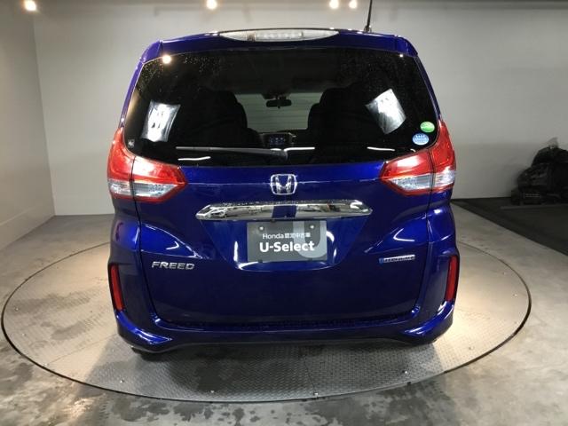 フリードハイブリッド ハイブリッド・ＥＸ　メモリーナビ　リアカメラ　ドラレコ　地デジフルセグＴＶ　シ－トヒ－タ－　リヤカメラ　ＬＥＤライト　フルオートエアコン　ＡＢＳ　ＤＶＤ再生可　ウォークスルー　サイドエアバッグ　キーフリー　ナビ＆ＴＶ（9枚目）