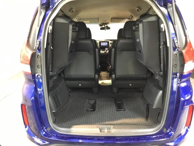 フリードハイブリッド ハイブリッド・ＥＸ　メモリーナビ　リアカメラ　ドラレコ　地デジフルセグＴＶ　シ－トヒ－タ－　リヤカメラ　ＬＥＤライト　フルオートエアコン　ＡＢＳ　ＤＶＤ再生可　ウォークスルー　サイドエアバッグ　キーフリー　ナビ＆ＴＶ（10枚目）