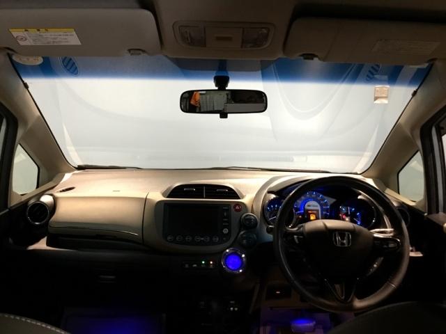 フィットシャトルハイブリッド ハイブリッド・スマートセレクション　オーディオレス　ＥＴＣ　スマキ－　ＰＷ　キーレスエントリー　ＡＵＴＯエアコン　ＡＢＳ　Ｗエアバッグ　ＥＳＣ　パワステ　運転席エアバック　盗難防止システム　Ａストップ（2枚目）