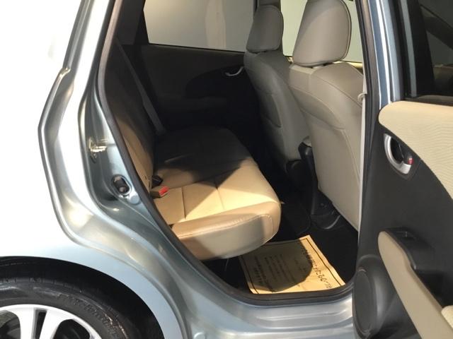 フィットシャトルハイブリッド ハイブリッド・スマートセレクション　オーディオレス　ＥＴＣ　スマキ－　ＰＷ　キーレスエントリー　ＡＵＴＯエアコン　ＡＢＳ　Ｗエアバッグ　ＥＳＣ　パワステ　運転席エアバック　盗難防止システム　Ａストップ（13枚目）