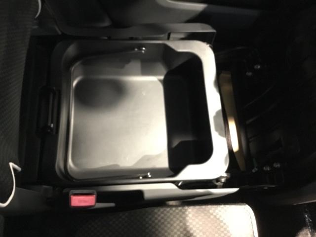 フレアクロスオーバー ＸＴ　メモリーナビ　ＥＴＣ　フルセグ　Ｉ－ＳＴＯＰ　キーレスエントリー　ＥＳＣ　インテリキー　ＡＢＳ　ベンチシート　盗難防止システム　ＤＶＤ　ターボ車　ナビＴＶ　オートエアコン　エアバッグ（25枚目）