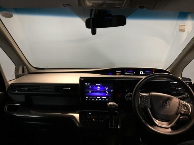 ステップワゴンスパーダ スパーダ・クールスピリットホンダセンシング　メモリーナビ　ドラレコ　ＥＴＣ　サイドエアバック　スマートキ　左右電動スライドドア　地ＴＶ　ナビ＆ＴＶ　三列シート　ＵＳＢ　助手席エアバッグ　ドライブレコーダ　ＡＡＣ　ターボ車　ＡＢＳ　キーフリー（2枚目）