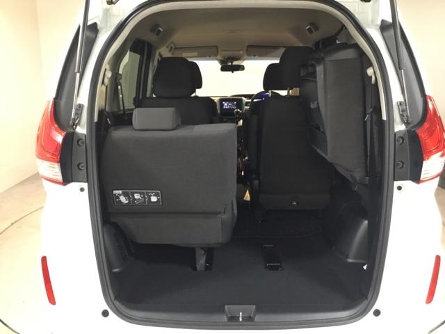 フリード Ｇ・ホンダセンシング　ディスプレイオーディオ　ワンセグ　リアカメラ　ＥＴＣ　追突被害軽減ブレーキ　Ｗエアバッグ　パワーウィンドウ　アクティブクルーズコントロール　スマートキ　カラーバックモニター　ＶＳＡ　エアコン　キーレス（11枚目）