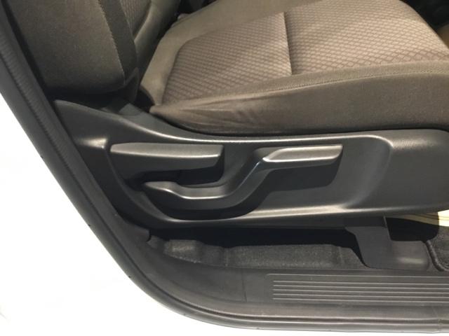 フリード Ｇ・ホンダセンシング　ディスプレイオーディオ　ワンセグ　リアカメラ　ＥＴＣ　追突被害軽減ブレーキ　Ｗエアバッグ　パワーウィンドウ　アクティブクルーズコントロール　スマートキ　カラーバックモニター　ＶＳＡ　エアコン　キーレス（16枚目）