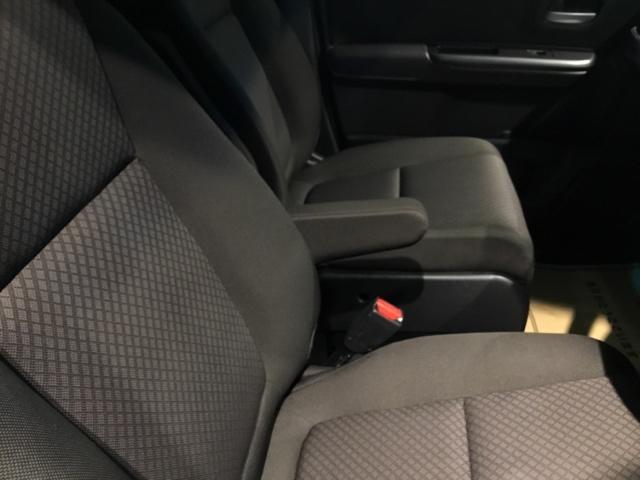 フリード Ｇ・ホンダセンシング　ディスプレイオーディオ　ワンセグ　リアカメラ　ＥＴＣ　追突被害軽減ブレーキ　Ｗエアバッグ　パワーウィンドウ　アクティブクルーズコントロール　スマートキ　カラーバックモニター　ＶＳＡ　エアコン　キーレス（18枚目）