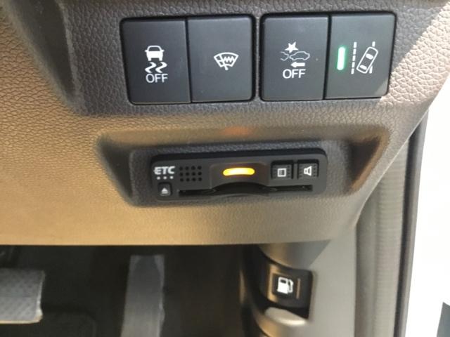 フリード Ｇ・ホンダセンシング　ディスプレイオーディオ　ワンセグ　リアカメラ　ＥＴＣ　追突被害軽減ブレーキ　Ｗエアバッグ　パワーウィンドウ　アクティブクルーズコントロール　スマートキ　カラーバックモニター　ＶＳＡ　エアコン　キーレス（27枚目）