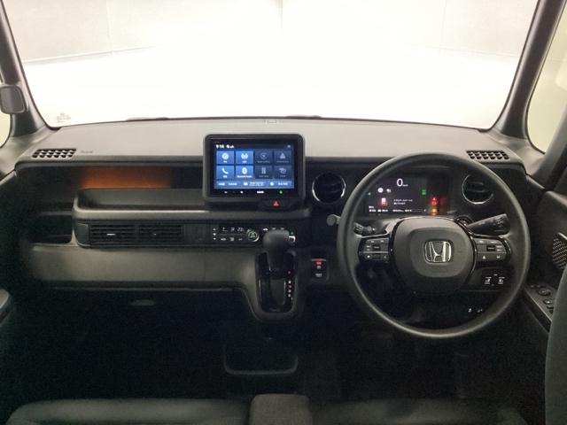 N-BOXカスタム ベースグレード 両側電動スライドドア シートヒーター W電動ドア USB接続 CMBS ベンチシート オートエアコン スマートキ LED 盗難防止装置 クルコン バックカメラ パワーステアリング エアバッグ ESC(2枚目)