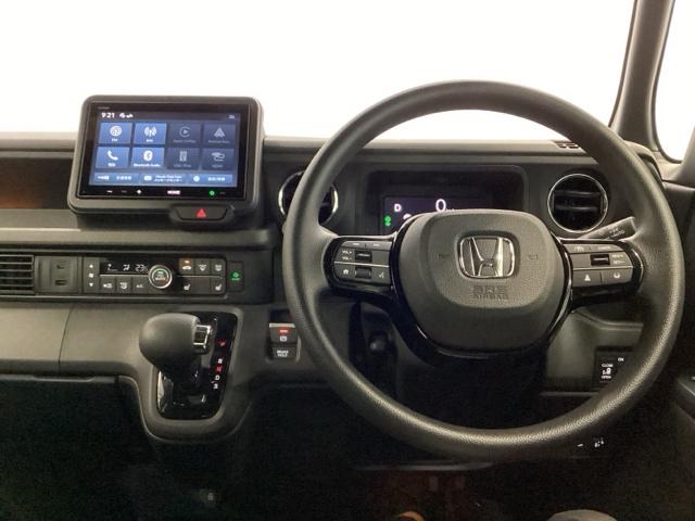 N-BOXカスタム ベースグレード 両側電動スライドドア シートヒーター W電動ドア USB接続 CMBS ベンチシート オートエアコン スマートキ LED 盗難防止装置 クルコン バックカメラ パワーステアリング エアバッグ ESC(3枚目)