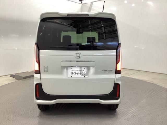 N-BOXカスタム ベースグレード 両側電動スライドドア シートヒーター W電動ドア USB接続 CMBS ベンチシート オートエアコン スマートキ LED 盗難防止装置 クルコン バックカメラ パワーステアリング エアバッグ ESC(9枚目)