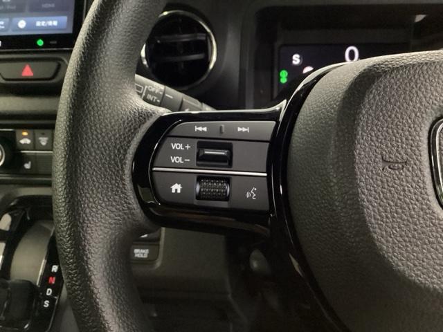 N-BOXカスタム ベースグレード 両側電動スライドドア シートヒーター W電動ドア USB接続 CMBS ベンチシート オートエアコン スマートキ LED 盗難防止装置 クルコン バックカメラ パワーステアリング エアバッグ ESC(15枚目)