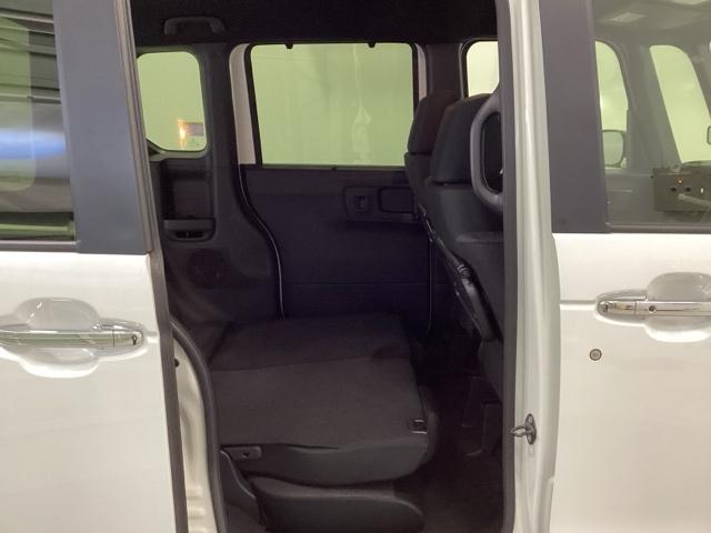 N-BOXカスタム ベースグレード 両側電動スライドドア シートヒーター W電動ドア USB接続 CMBS ベンチシート オートエアコン スマートキ LED 盗難防止装置 クルコン バックカメラ パワーステアリング エアバッグ ESC(24枚目)