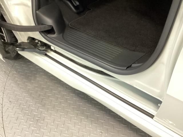 N-BOXカスタム ベースグレード 両側電動スライドドア シートヒーター W電動ドア USB接続 CMBS ベンチシート オートエアコン スマートキ LED 盗難防止装置 クルコン バックカメラ パワーステアリング エアバッグ ESC(31枚目)