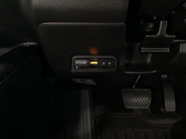 ヴェゼル ｅ：ＨＥＶＺ　メモリーナビ　リアカメラ　ＥＴＣ　衝突回避支援ブレーキ機能　スマキ　Ｐトランク　フルオートエアコン　エアバッグ　両席エアバック　Ｒカメ　パワーウィンドウ　ＬＥＤランプ　ソナー　クルーズＣ　ナビ＆ＴＶ（13枚目）