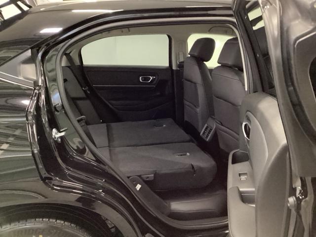 ヴェゼル ｅ：ＨＥＶＺ　メモリーナビ　リアカメラ　ＥＴＣ　衝突回避支援ブレーキ機能　スマキ　Ｐトランク　フルオートエアコン　エアバッグ　両席エアバック　Ｒカメ　パワーウィンドウ　ＬＥＤランプ　ソナー　クルーズＣ　ナビ＆ＴＶ（24枚目）