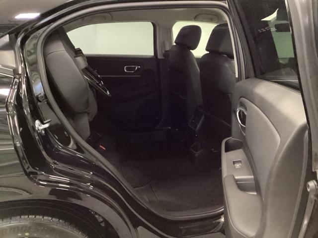 ヴェゼル ｅ：ＨＥＶＺ　メモリーナビ　リアカメラ　ＥＴＣ　衝突回避支援ブレーキ機能　スマキ　Ｐトランク　フルオートエアコン　エアバッグ　両席エアバック　Ｒカメ　パワーウィンドウ　ＬＥＤランプ　ソナー　クルーズＣ　ナビ＆ＴＶ（25枚目）