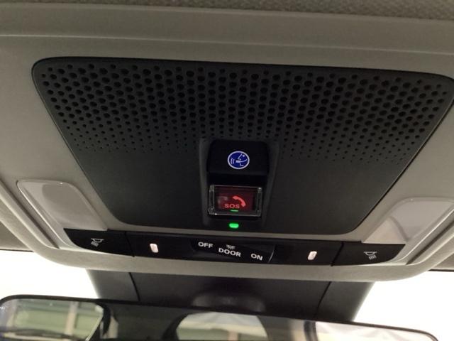 ヴェゼル ｅ：ＨＥＶＺ　メモリーナビ　リアカメラ　ＥＴＣ　衝突回避支援ブレーキ機能　スマキ　Ｐトランク　フルオートエアコン　エアバッグ　両席エアバック　Ｒカメ　パワーウィンドウ　ＬＥＤランプ　ソナー　クルーズＣ　ナビ＆ＴＶ（38枚目）