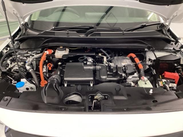 ヴェゼル ｅ：ＨＥＶＺ　メモリーナビ　リアカメラ　ＥＴＣ　衝突回避支援ブレーキ機能　スマキ　Ｐトランク　フルオートエアコン　エアバッグ　両席エアバック　Ｒカメ　パワーウィンドウ　ＬＥＤランプ　ソナー　クルーズＣ　ナビ＆ＴＶ（21枚目）