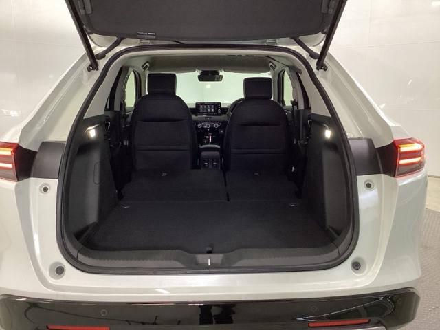 ヴェゼル ｅ：ＨＥＶＺ　メモリーナビ　リアカメラ　ＥＴＣ　衝突回避支援ブレーキ機能　スマキ　Ｐトランク　フルオートエアコン　エアバッグ　両席エアバック　Ｒカメ　パワーウィンドウ　ＬＥＤランプ　ソナー　クルーズＣ　ナビ＆ＴＶ（23枚目）