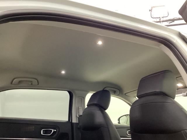 ヴェゼル ｅ：ＨＥＶＺ　メモリーナビ　リアカメラ　ＥＴＣ　衝突回避支援ブレーキ機能　スマキ　Ｐトランク　フルオートエアコン　エアバッグ　両席エアバック　Ｒカメ　パワーウィンドウ　ＬＥＤランプ　ソナー　クルーズＣ　ナビ＆ＴＶ（31枚目）