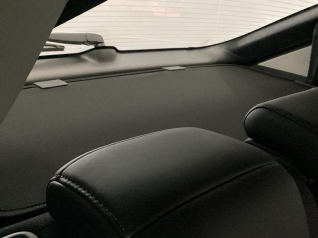 ヴェゼル ｅ：ＨＥＶＺ　メモリーナビ　リアカメラ　ＥＴＣ　衝突回避支援ブレーキ機能　スマキ　Ｐトランク　フルオートエアコン　エアバッグ　両席エアバック　Ｒカメ　パワーウィンドウ　ＬＥＤランプ　ソナー　クルーズＣ　ナビ＆ＴＶ（32枚目）