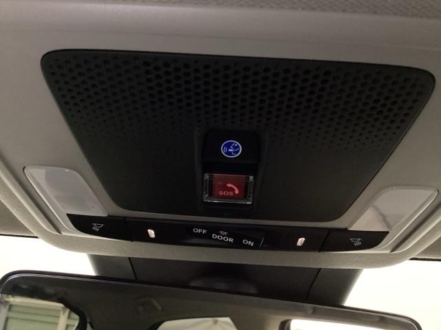 ヴェゼル ｅ：ＨＥＶＺ　メモリーナビ　リアカメラ　ＥＴＣ　衝突回避支援ブレーキ機能　スマキ　Ｐトランク　フルオートエアコン　エアバッグ　両席エアバック　Ｒカメ　パワーウィンドウ　ＬＥＤランプ　ソナー　クルーズＣ　ナビ＆ＴＶ（37枚目）