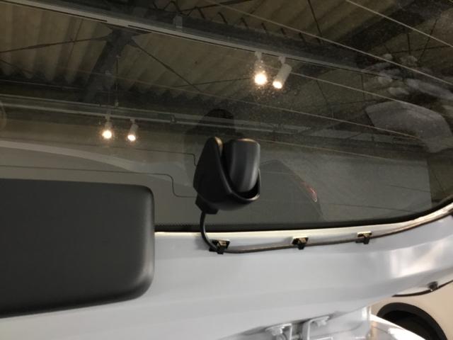 フィット e:HEVリュクス リアカメラ シートヒーター ETC 誤発進抑制機能 LED クルーズコントロール セキュリティアラーム DVD VSA フルセグ サイドエアバッグ スマートキー キーレス 助手席エアバッグ ABS(12枚目)