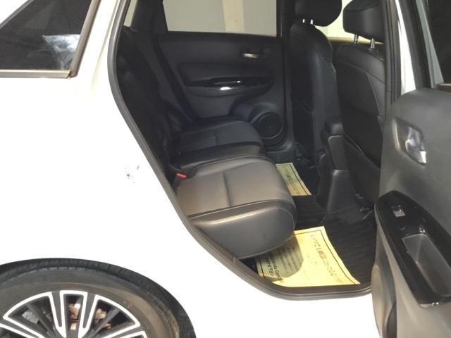 フィット e:HEVリュクス リアカメラ シートヒーター ETC 誤発進抑制機能 LED クルーズコントロール セキュリティアラーム DVD VSA フルセグ サイドエアバッグ スマートキー キーレス 助手席エアバッグ ABS(14枚目)