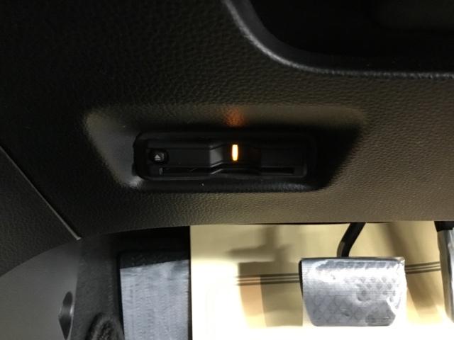 フィット e:HEVリュクス リアカメラ シートヒーター ETC 誤発進抑制機能 LED クルーズコントロール セキュリティアラーム DVD VSA フルセグ サイドエアバッグ スマートキー キーレス 助手席エアバッグ ABS(26枚目)