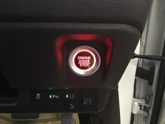 Ｎ－ＷＧＮ Ｌ　ディスプレイオーディオ　リアカメラ　ＥＴＣ　Ｐセンサー　誤発進抑制　シートヒータ　バックカメラ　ベンチシート　盗難防止システム　ＡＢＳ　スマートキー　サイドカーテンエアバック　クルコン　オートエアコン（26枚目）