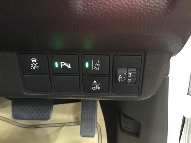 Ｎ－ＷＧＮ Ｌ　ディスプレイオーディオ　リアカメラ　ＥＴＣ　Ｐセンサー　誤発進抑制　シートヒータ　バックカメラ　ベンチシート　盗難防止システム　ＡＢＳ　スマートキー　サイドカーテンエアバック　クルコン　オートエアコン（27枚目）