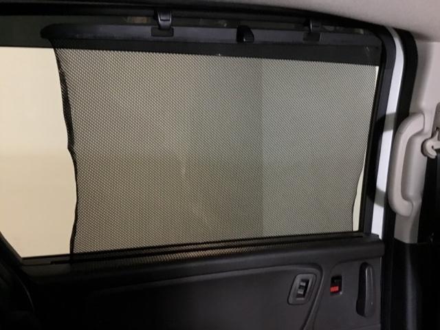 フリード Ｇ・ホンダセンシング　メモリーナビ　リアカメラ　ＥＴＣ　Ｆセグ　ｉストップ　Ｗエアバッグ　パワーウィンドウ　アクティブクルーズコントロール　スマートキ　カラーバックモニター　ＶＳＡ　エアコン　セキュリティアラーム　キーレス（14枚目）