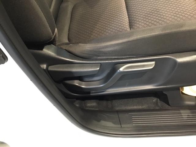 フリード Ｇ・ホンダセンシング　メモリーナビ　リアカメラ　ＥＴＣ　Ｆセグ　ｉストップ　Ｗエアバッグ　パワーウィンドウ　アクティブクルーズコントロール　スマートキ　カラーバックモニター　ＶＳＡ　エアコン　セキュリティアラーム　キーレス（17枚目）