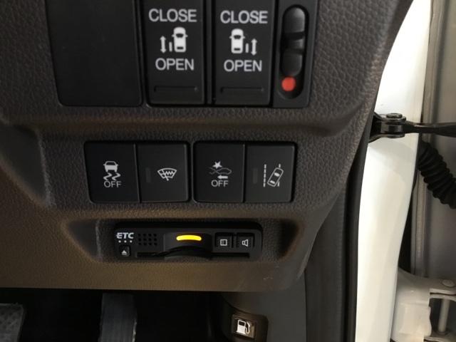 フリード Ｇ・ホンダセンシング　メモリーナビ　リアカメラ　ＥＴＣ　Ｆセグ　ｉストップ　Ｗエアバッグ　パワーウィンドウ　アクティブクルーズコントロール　スマートキ　カラーバックモニター　ＶＳＡ　エアコン　セキュリティアラーム　キーレス（27枚目）