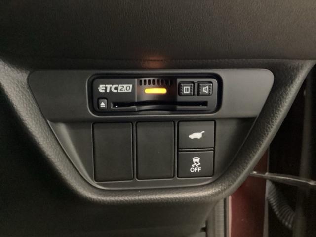 ＺＲ－Ｖ ｅ：ＨＥＶＺ特別仕様車ブラックスタイル　リアカメラ　シートヒーター　ＥＴＣ　アラウンドビューモニター　ＬＥＤヘッドランプ　スマ－トキ－　クルコン　電動シート　オートライト　本革シート　バックカメラ　盗難防止装置　ＵＳＢ接続　ＥＳＣ　ＡＢＳ（14枚目）